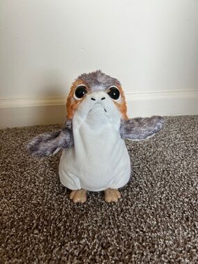 Plush Porg - Interactive Toy